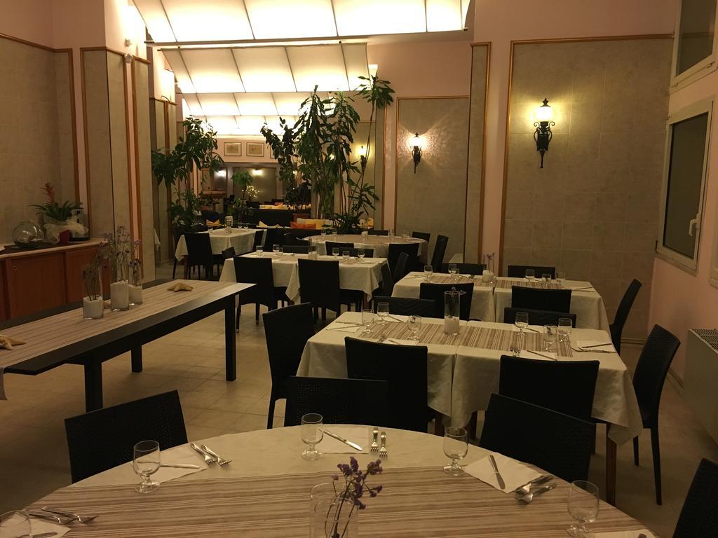 Hotel Corallo เฟรเจเน ภายนอก รูปภาพ